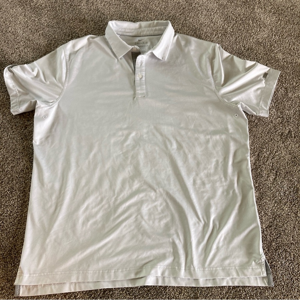Nike Golf Shirt Mens Polo L Dri-Fit Standard Fit Gray Short Sleeve Warwick Hills